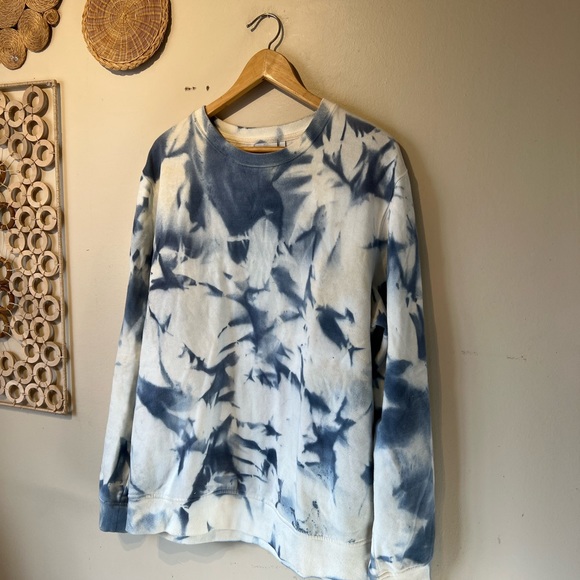 Richer poorer medium tie die crew sweatshirt… - Picture 6 of 10